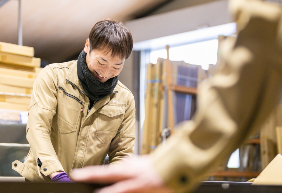 地域に寄り添い、仲間と支え合う会社です。