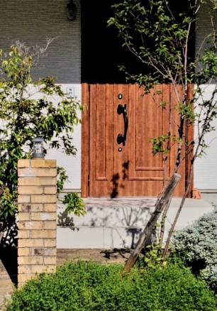 玄関まわりのリフォームは、安心・信頼のエムテー長野へ